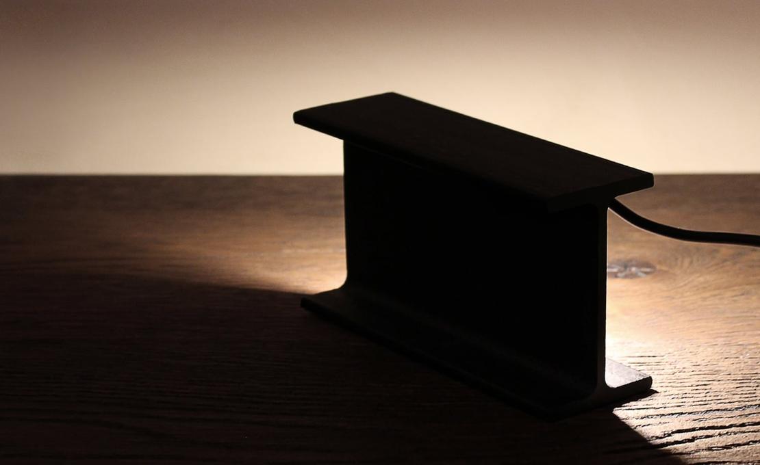 Настольная лампа модель Mini Mais Plus Que Cela Je Ne Peux Pas Table Lamp от фабрики Nemo