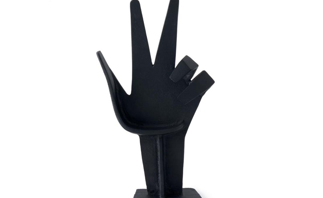Письменный стол модель Cast Collection Decorative Object от фабрики Tom Dixon