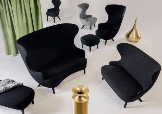 Ваза модель 188692 от фабрики Tom Dixon