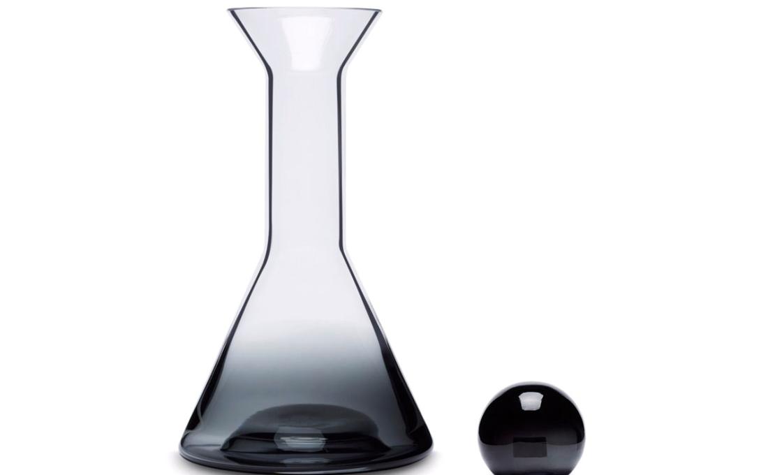 Ваза модель 205142 от фабрики Tom Dixon