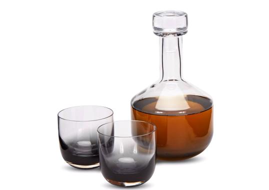 Ваза модель 196134 от фабрики Tom Dixon