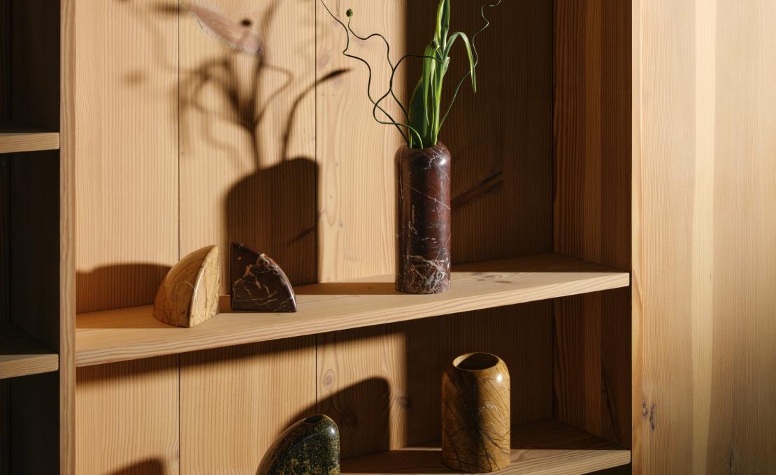 Ваза модель Boulder Vase от фабрики Tom Dixon