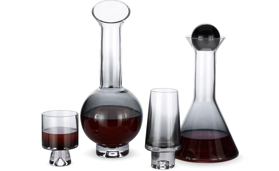 Ваза модель 196135 от фабрики Tom Dixon