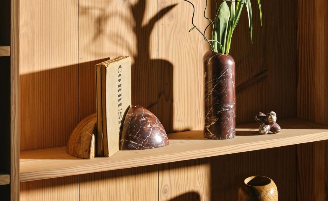 Ваза модель Boulder Vase от фабрики Tom Dixon