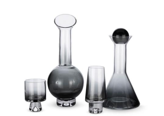 Ваза модель 205141 от фабрики Tom Dixon