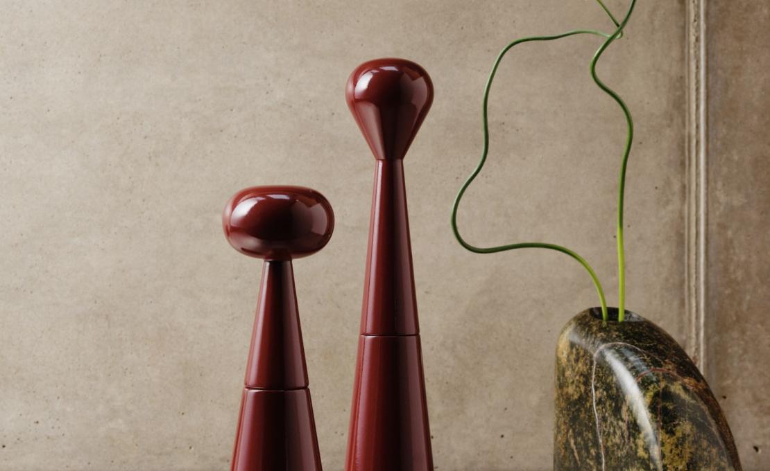 Журнальный столик модель Mill Burgundy Grinder от фабрики Tom Dixon
