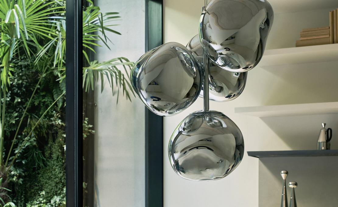 Люстра модель Melt Mini Chandelier Led от фабрики Tom Dixon