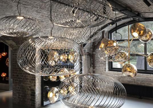 Подвесной светильник модель Spring Lampada a Sospensione от фабрики Tom Dixon