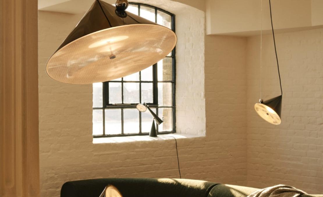 Подвесной светильник модель Pose Suspension Lamp - L. 43 cm от фабрики Tom Dixon