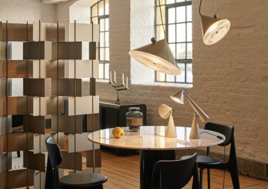 Подвесной светильник модель Pose Suspension Lamp - L. 43 cm от фабрики Tom Dixon
