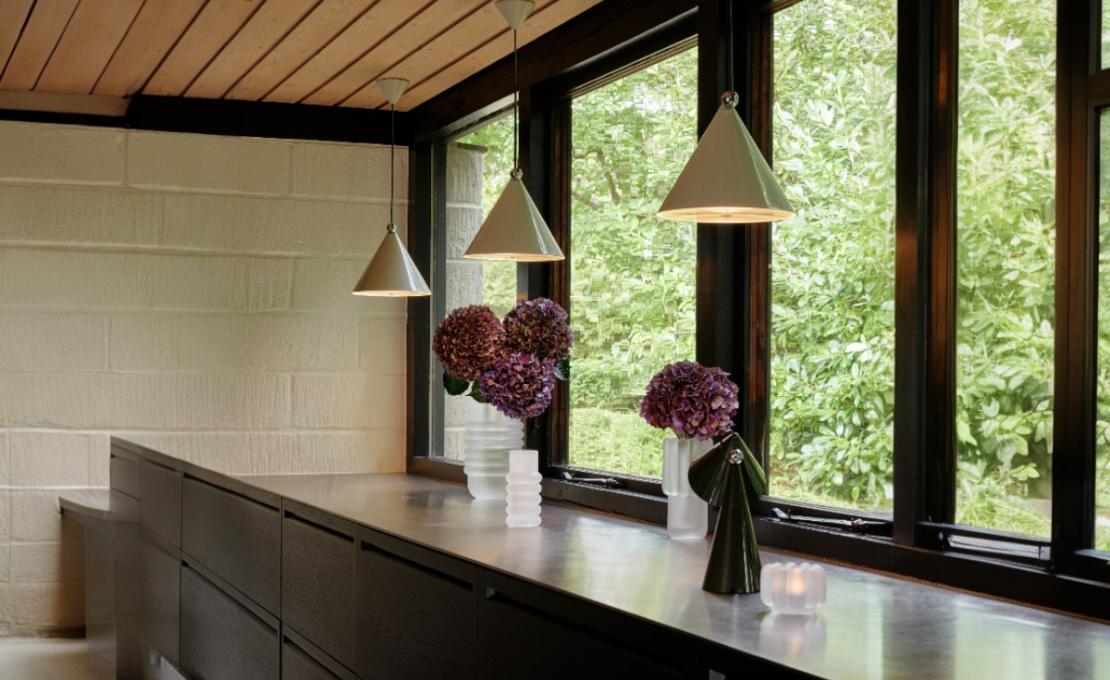 Подвесной светильник модель Pose Suspension Lamp - L. 43 cm от фабрики Tom Dixon