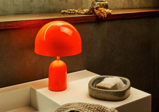 Настольная лампа модель Bell LED Table Lamp от фабрики Tom Dixon