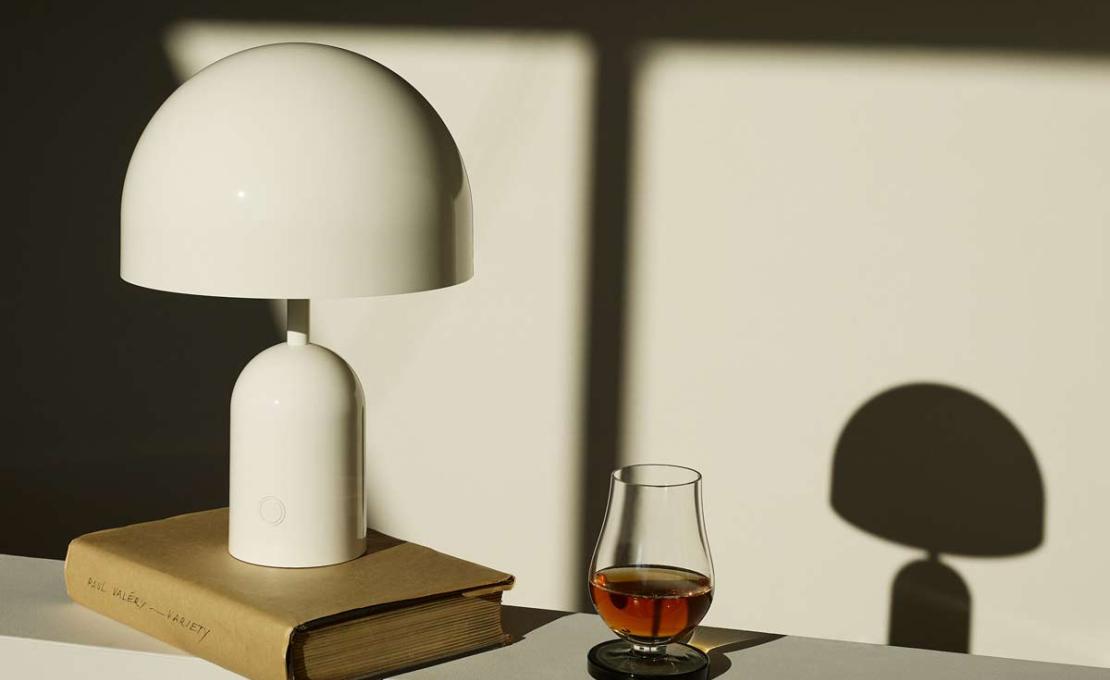 Настольная лампа модель Bell LED Table Lamp от фабрики Tom Dixon