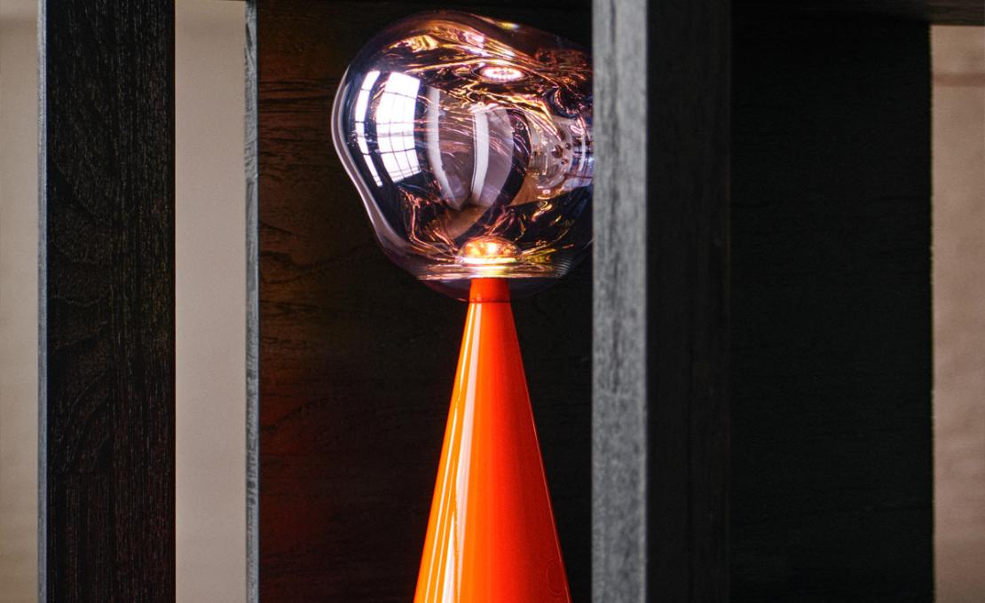 Настольная лампа модель Melt Portable Light – In&Outdoor Table Lamp от фабрики Tom Dixon