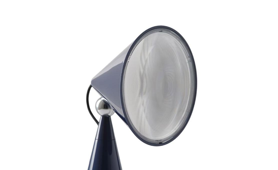 Настольная лампа модель Pose Portable LED - Table Lamp от фабрики Tom Dixon