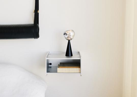 Настольная лампа модель Melt Portable Light – In&Outdoor Table Lamp от фабрики Tom Dixon