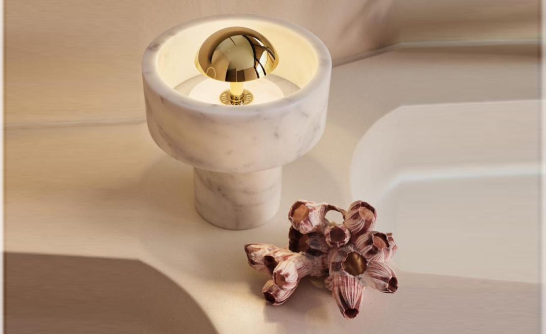 Настольная лампа модель Stone Portable Table Lamp от фабрики Tom Dixon