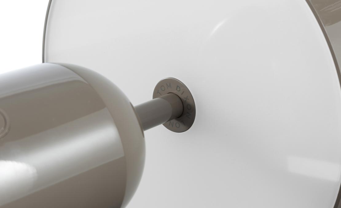 Настольная лампа модель Bell Table Lamp - Portable от фабрики Tom Dixon