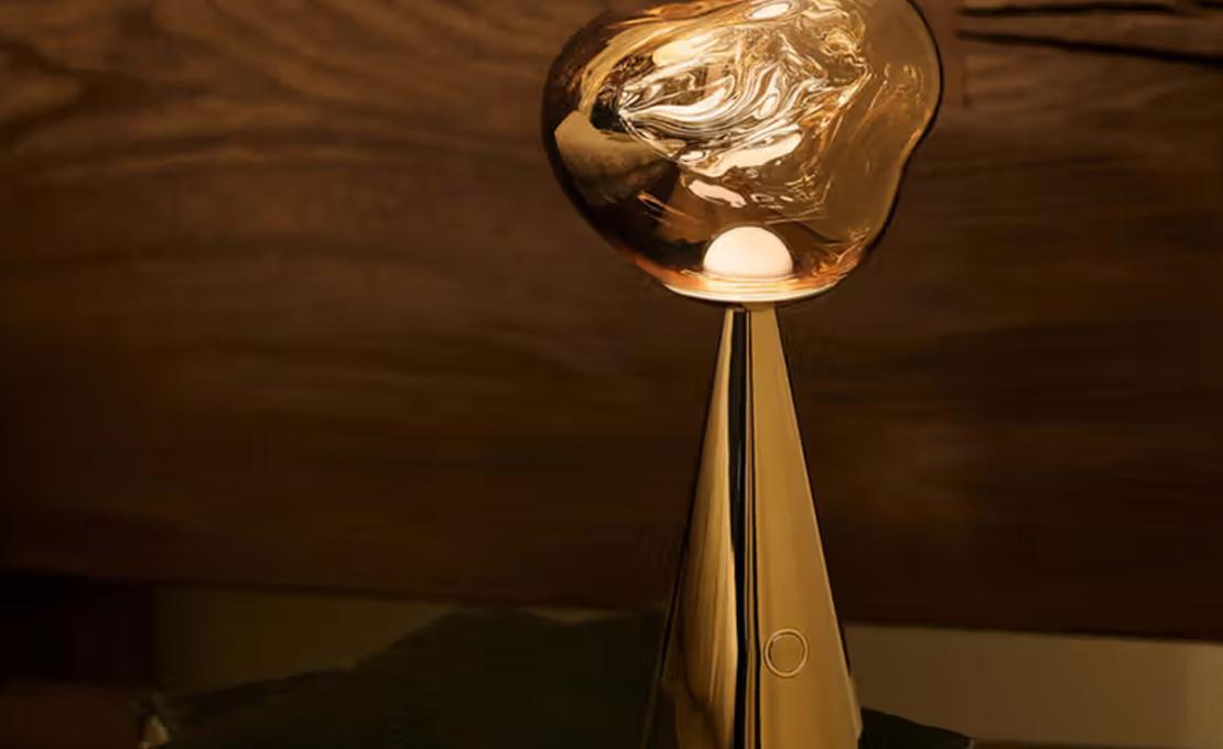 Настольная лампа модель Melt Portable Light – In&Outdoor Table Lamp от фабрики Tom Dixon