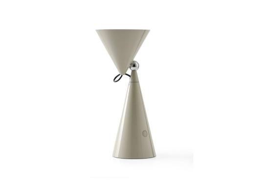 Настольная лампа модель Pose Portable LED - Table Lamp от фабрики Tom Dixon