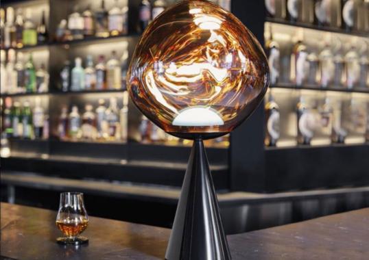 Настольная лампа модель Melt Cone Fat Small Table Lamp от фабрики Tom Dixon