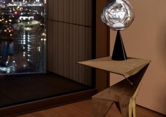 Настольная лампа модель Melt Cone Fat Small Table Lamp от фабрики Tom Dixon