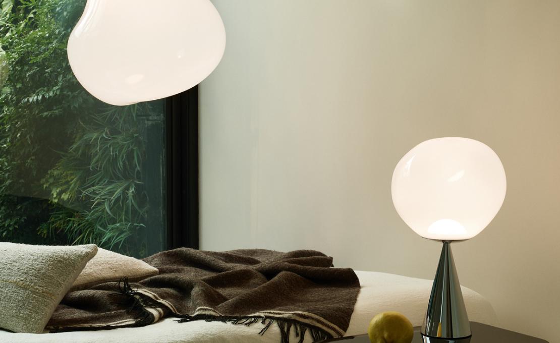 Настольная лампа модель Melt Cone Fat Table Lamp LED - Silver Cone от фабрики Tom Dixon