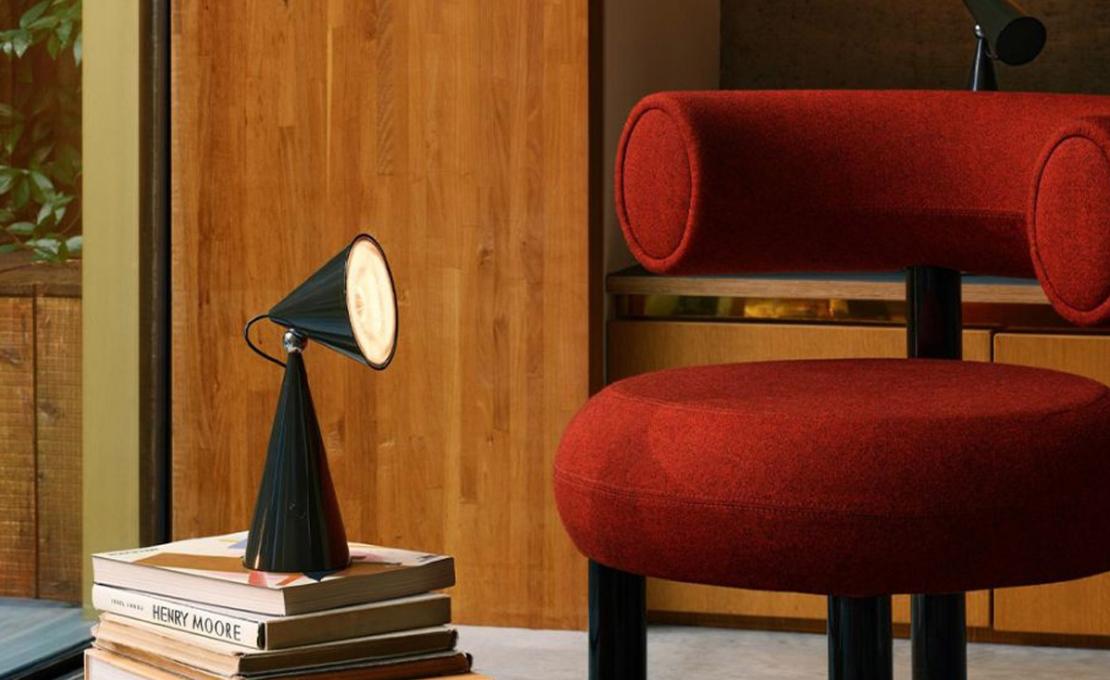 Настольная лампа модель Pose Portable LED - Table Lamp от фабрики Tom Dixon