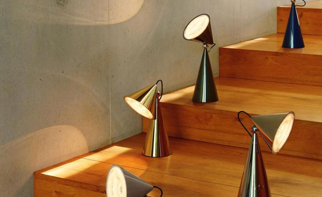 Настольная лампа модель Pose Portable LED - Table Lamp от фабрики Tom Dixon
