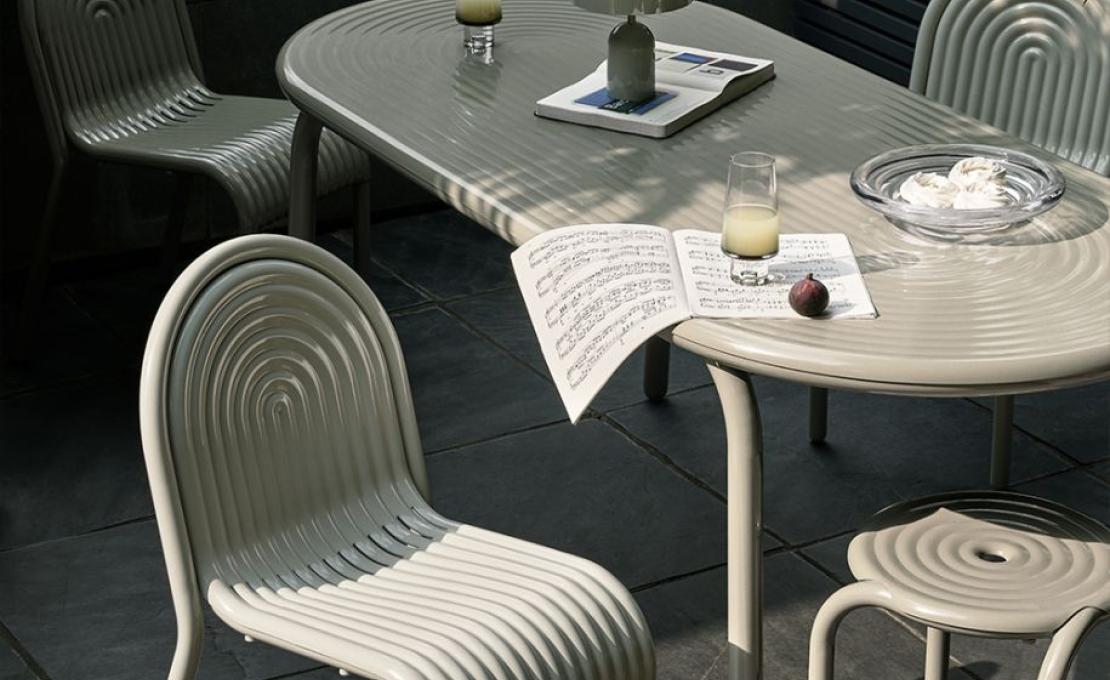 Стул модель Groove Stool от фабрики Tom Dixon