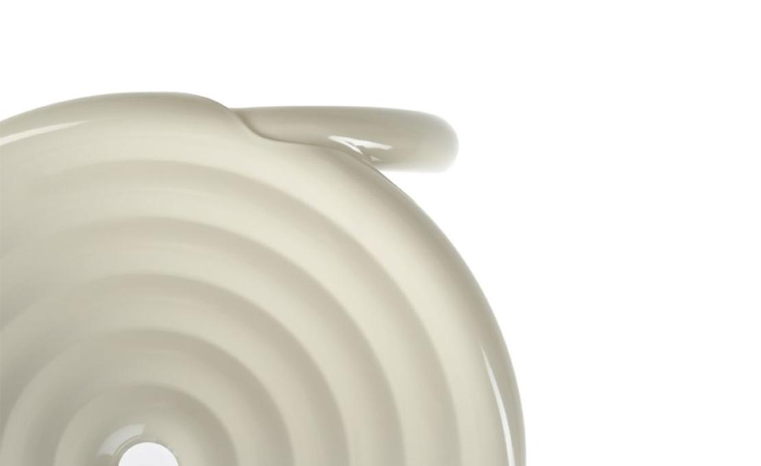 Стул модель Groove Stool от фабрики Tom Dixon