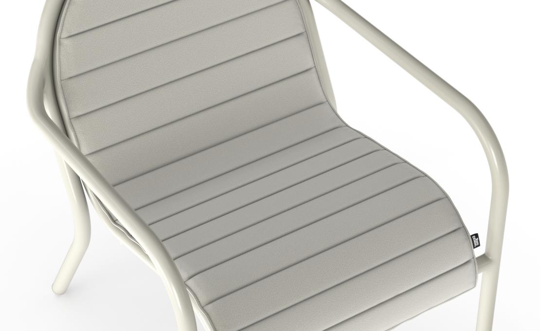 Кресло модель Groove Outdoor Lounge Chair от фабрики Tom Dixon