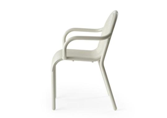 Кресло модель Groove Armchair от фабрики Tom Dixon