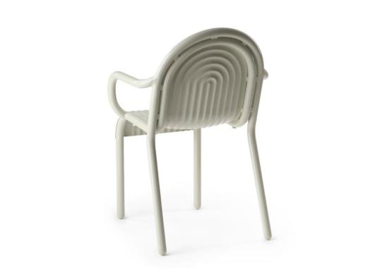 Кресло модель Groove Armchair от фабрики Tom Dixon