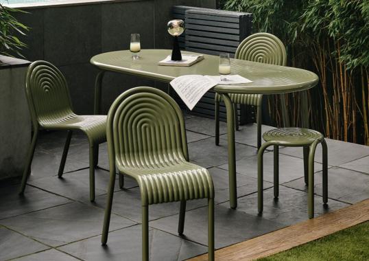 Кресло модель Groove Chair от фабрики Tom Dixon