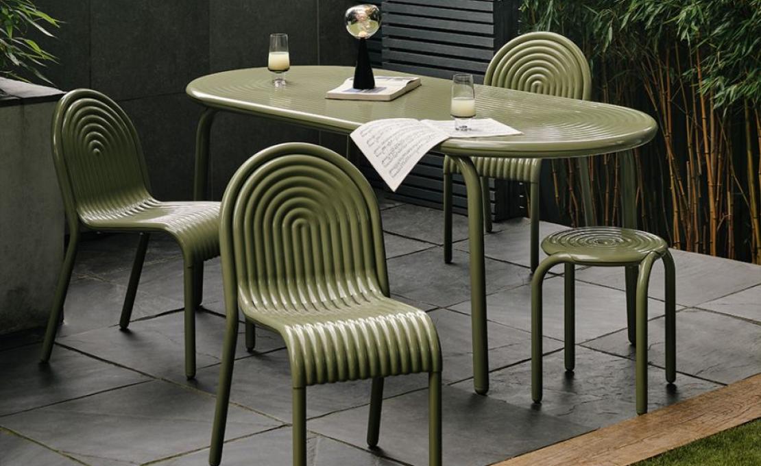 Кресло модель Groove Chair от фабрики Tom Dixon