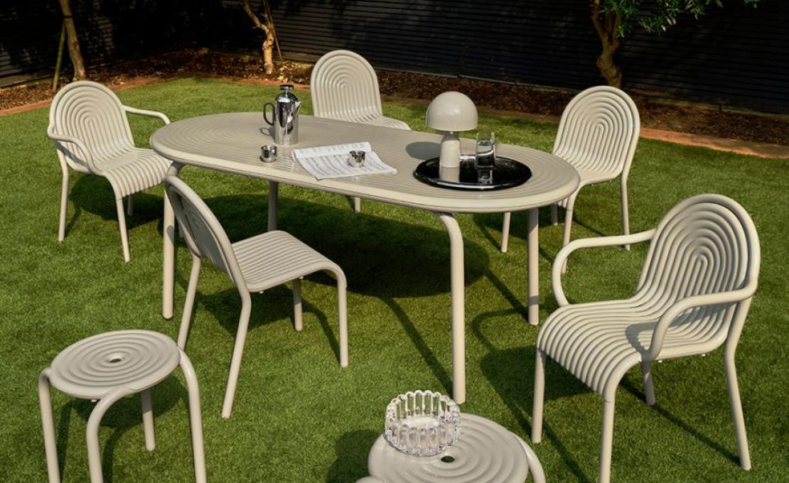 Кресло модель Groove Chair от фабрики Tom Dixon
