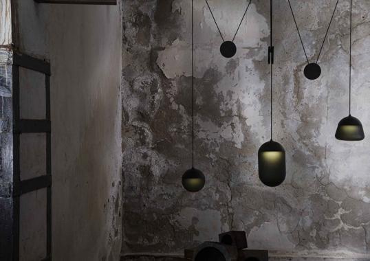 Подвесной светильник модель Planets Collection Suspension Lamp от фабрики Brokis