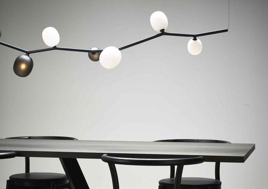 Подвесной светильник модель Ivy Horizontal 7 Suspension Lamp от фабрики Brokis