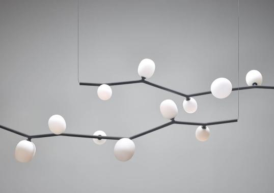 Подвесной светильник модель Ivy Horizontal 7 Suspension Lamp от фабрики Brokis