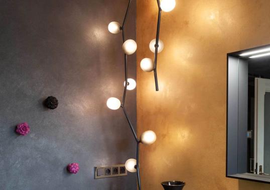 Подвесной светильник модель Ivy Vertical 8 Suspension Lamp от фабрики Brokis