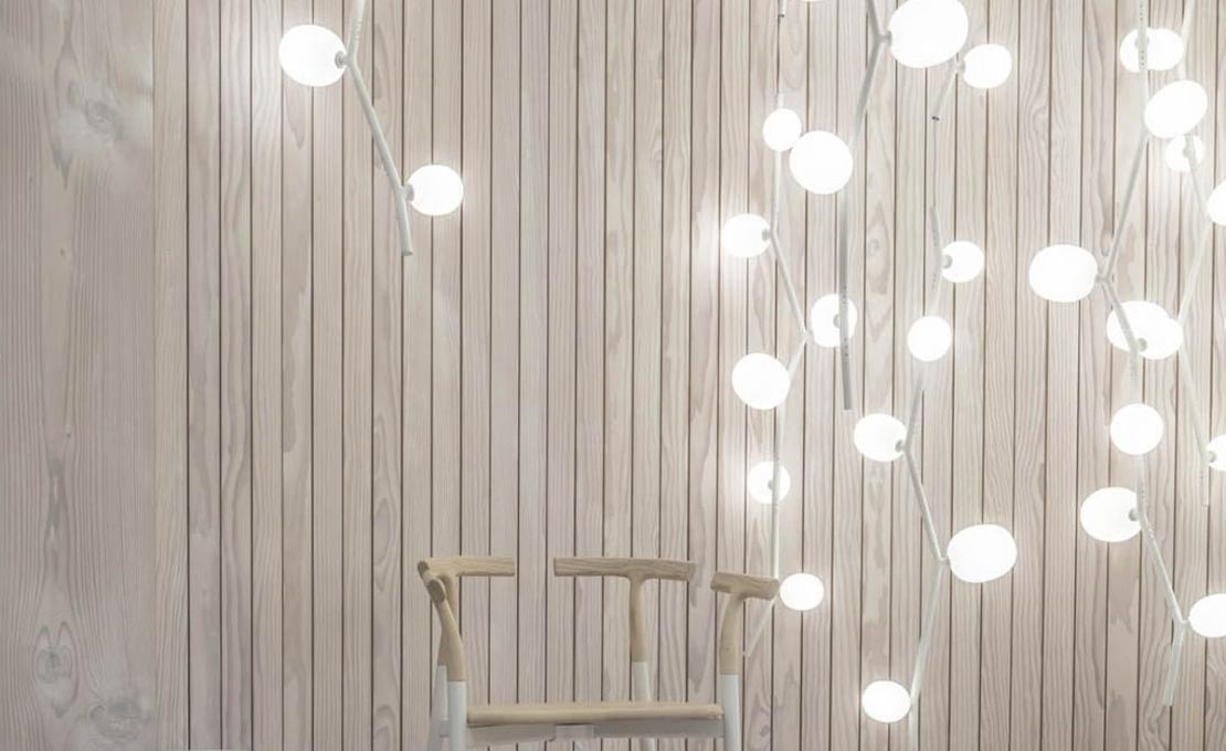 Подвесной светильник модель Ivy Vertical 8 Suspension Lamp от фабрики Brokis