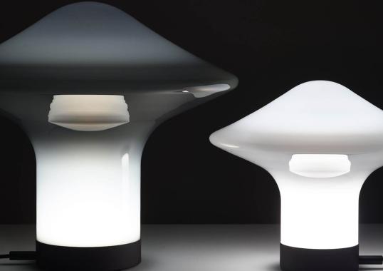 Настольная лампа модель Trottola Table Lamp - L от фабрики Brokis