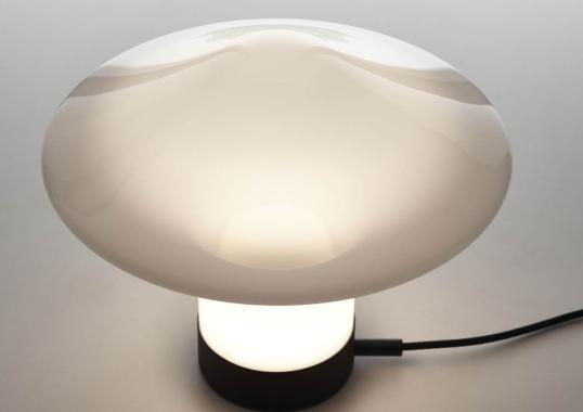 Настольная лампа модель Trottola Table Lamp - L от фабрики Brokis