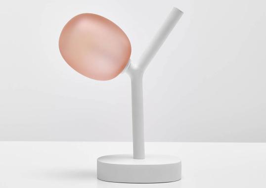 Настольная лампа модель Ivy Battery Table Lamp Portable от фабрики Brokis