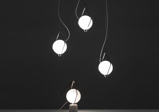 Настольная лампа модель Jack O' Lantern Small Lampada da Tavolo от фабрики Brokis