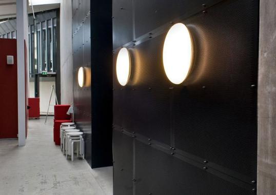 Потолочный светильник модель Silverback Lampada da Soffitto от фабрики Louis Poulsen