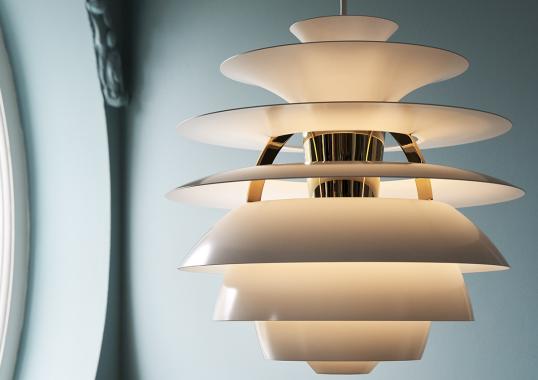 Подвесной светильник модель PH Snowball Suspension lamp от фабрики Louis Poulsen