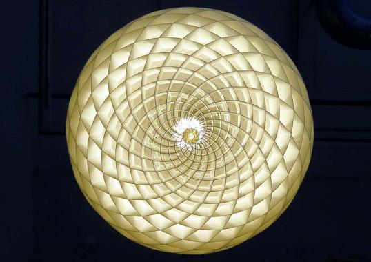 Подвесной светильник модель Patera Suspension Lamp от фабрики Louis Poulsen