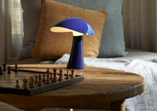 Настольная лампа модель Rumee Portable Table Lamp от фабрики Louis Poulsen